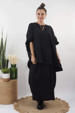 The Cocoon 23 Skirt Black