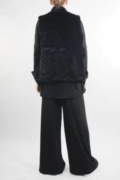 Laundry B Chalet Gilet Black -VogueCurve Store laundry b chalet gilet black 4.jpg