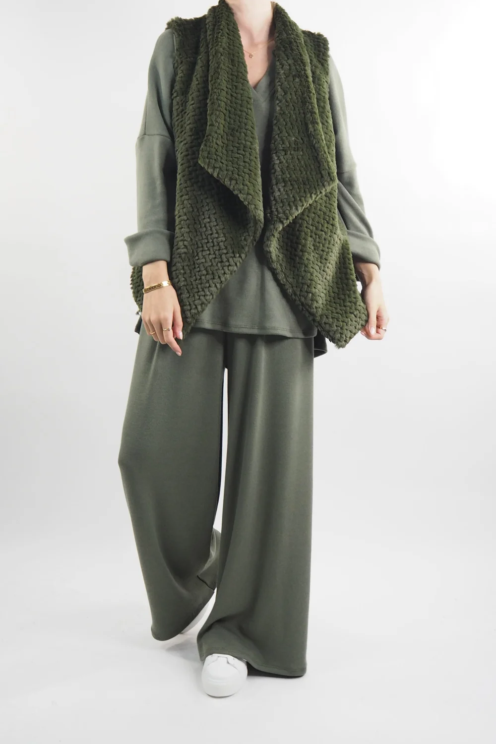 VogueCurve Store -VogueCurve Store laundry b chalet gilet deep khaki 1.jpg