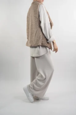 Laundry B Chalet Gilet Latte 8 Laundry B Chalet Gilet Latte -VogueCurve Store laundry b chalet gilet mocha 7.jpg