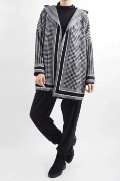 Laundry B Dogtooth Hooded Knit Blazer Mono -VogueCurve Store laundry b dogtooth hooded knit blazer mono04.jpg