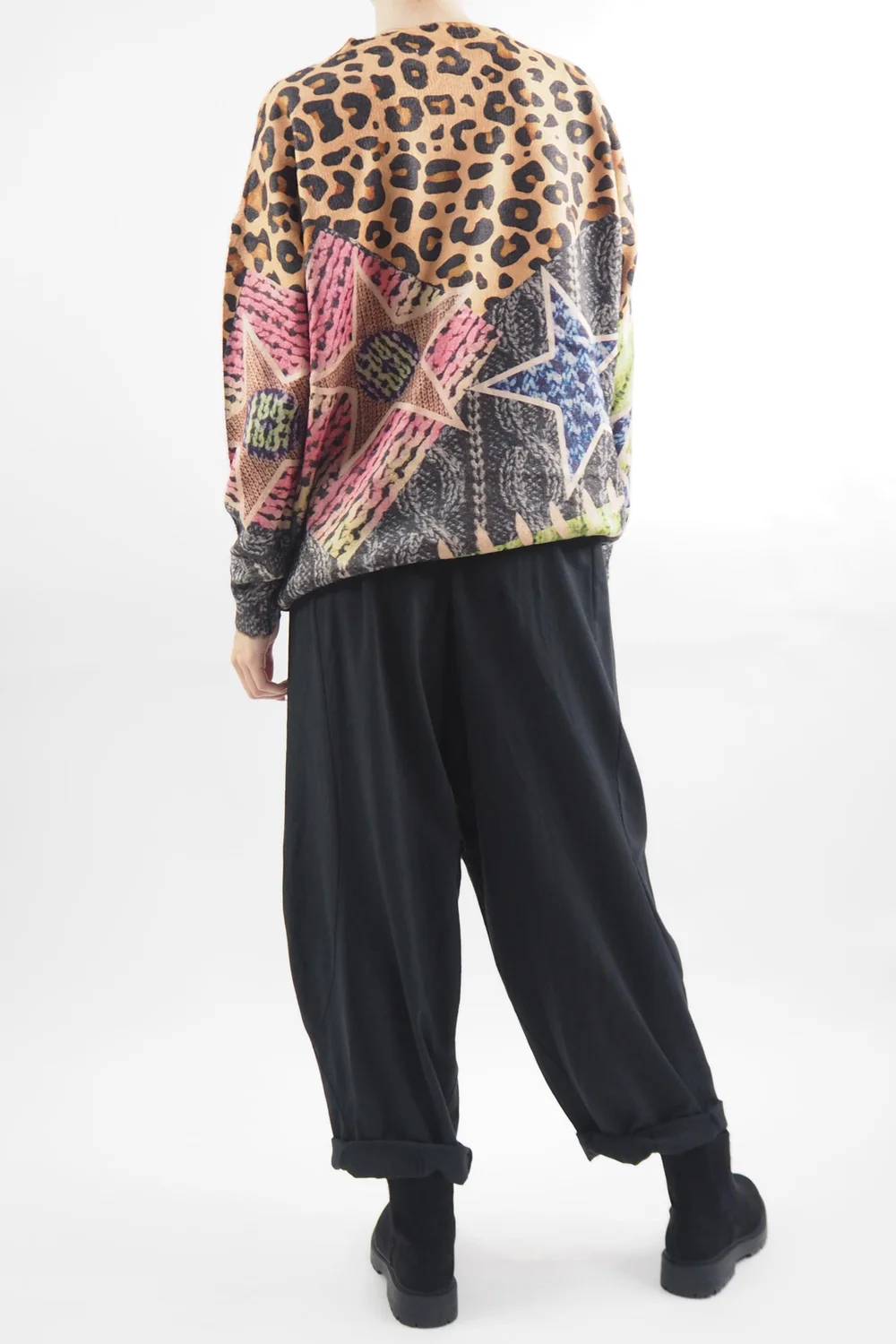 Laundry B Leopard Star Digital Soft Knit Top 6 Laundry B Leopard Star Digital Soft Knit Top - Image 4