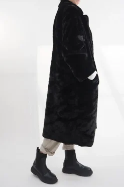 Laundry B Mara Teddy Coat Black -VogueCurve Store laundry b mara teddy coat black203.jpg