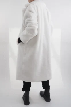 Laundry B Mara Teddy Coat Winter White -VogueCurve Store laundry b mara teddy coat winter white203.jpg