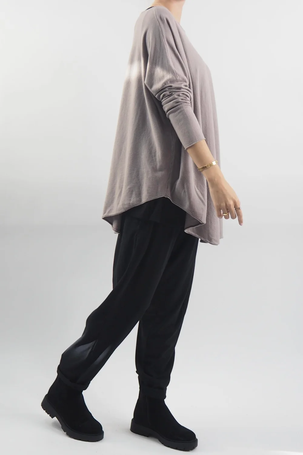 Laundry B Scoopy Knit Top Mushroom 6 Laundry B Scoopy Knit Top Mushroom - Image 4