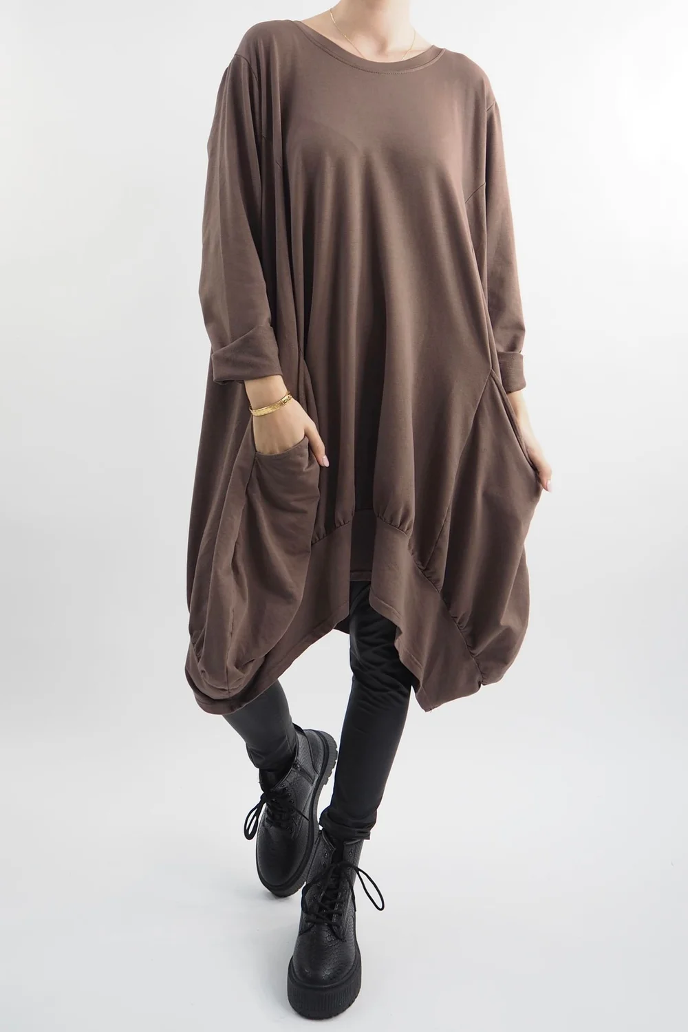 Made In Italy Apres Dip Side Bubble Tunic Truffle 3 Made In Italy Apres Dip Side Bubble Tunic Truffle