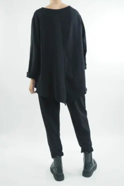 Made In Italy Apres Double V Raw Edge Top Black -VogueCurve Store made in italy apres double v raw edge top black03.jpg