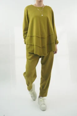 Made In Italy Apres Double V Raw Edge Top Oil