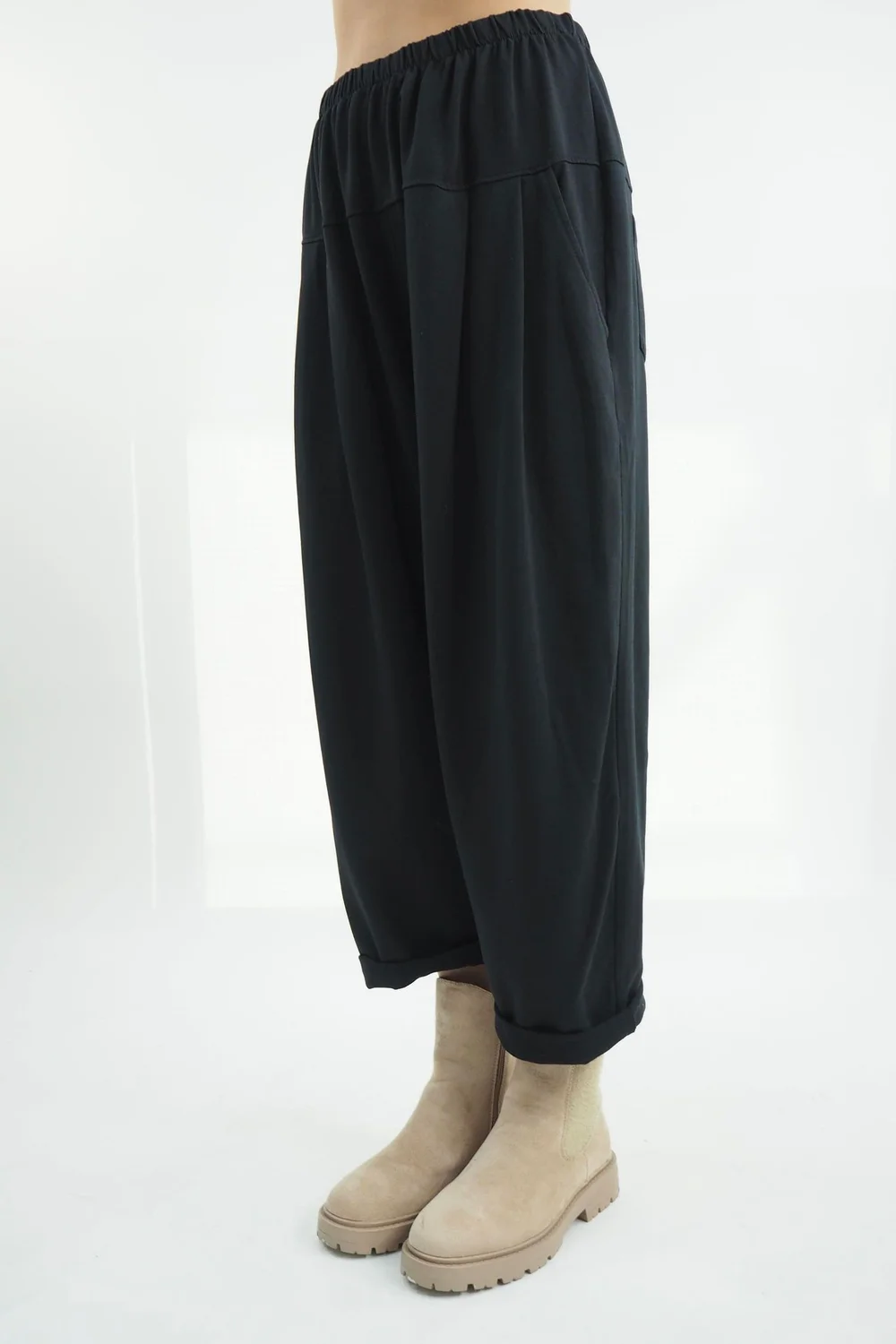 Made In Italy Apres Flat Front Pleat Jogger Black / 6 Made In Italy Apres Flat Front Pleat Jogger Black / - Image 4