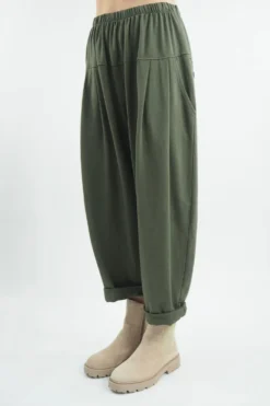 Made In Italy Apres Flat Front Pleat Jogger Bonsai -VogueCurve Store made in italy apres flat front pleat jogger bonsai04.jpg