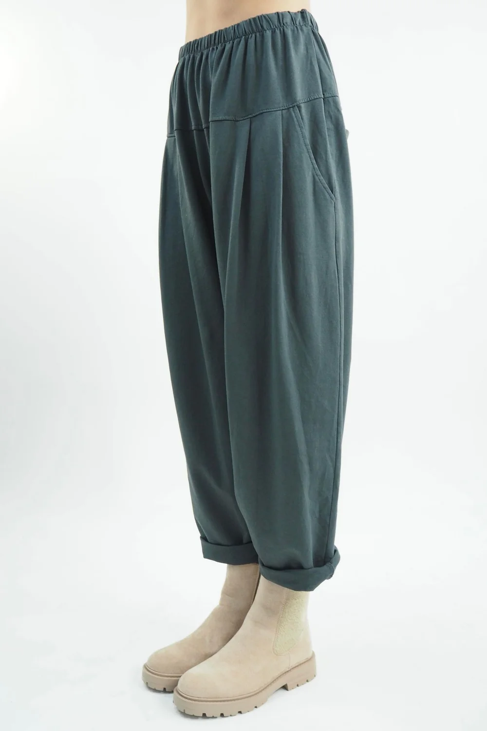 Made In Italy Apres Flat Front Pleat Jogger Shadow Grey 6 Made In Italy Apres Flat Front Pleat Jogger Shadow Grey - Image 4