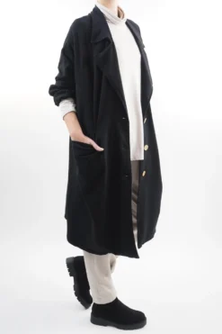 Made In Italy Apres Longline Relaxed Blazer Black -VogueCurve Store made in italy apres longline relaxed blazer black 2.jpg