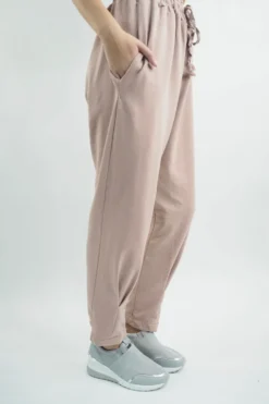 Made In Italy Apres Skinny Dart Jogger Antique Rose -VogueCurve Store made in italy apres skinny dart jogger antique rose04.jpg