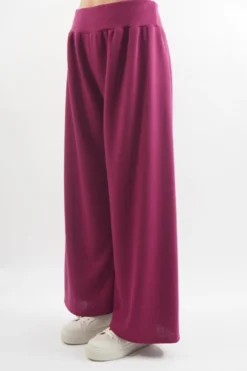 Made In Italy Belgravia Pull On Stretch Wide Leg Trouser Magenta / 8 Made In Italy Belgravia Pull On Stretch Wide Leg Trouser Magenta / -VogueCurve Store made in italy belgravia pull on stretch wide leg trouser magenta2.jpg