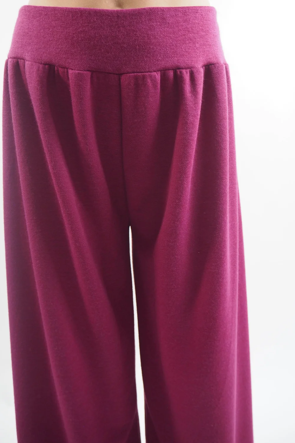 Made In Italy Belgravia Pull On Stretch Wide Leg Trouser Magenta / 6 Made In Italy Belgravia Pull On Stretch Wide Leg Trouser Magenta / - Image 4