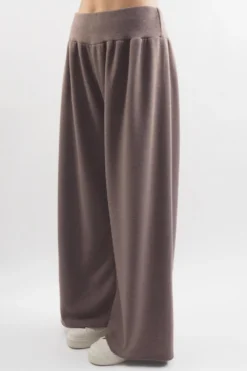 Made In Italy Belgravia Pull On Stretch Wide Leg Trouser Mink 8 Made In Italy Belgravia Pull On Stretch Wide Leg Trouser Mink -VogueCurve Store made in italy belgravia pull on stretch wide leg trouser mink2.jpg