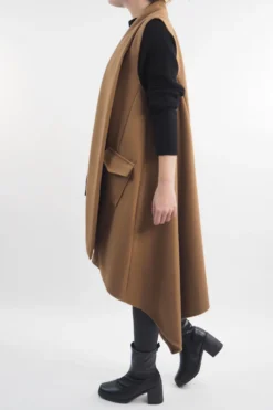 Made In Italy Belgravia Weekend Gilet Camel -VogueCurve Store made in italy belgravia weekend gilet camel 3.jpg