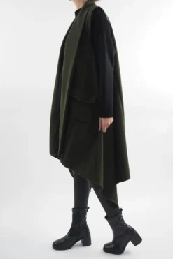 Made In Italy Belgravia Weekend Gilet Khaki -VogueCurve Store made in italy belgravia weekend gilet khaki03.jpg