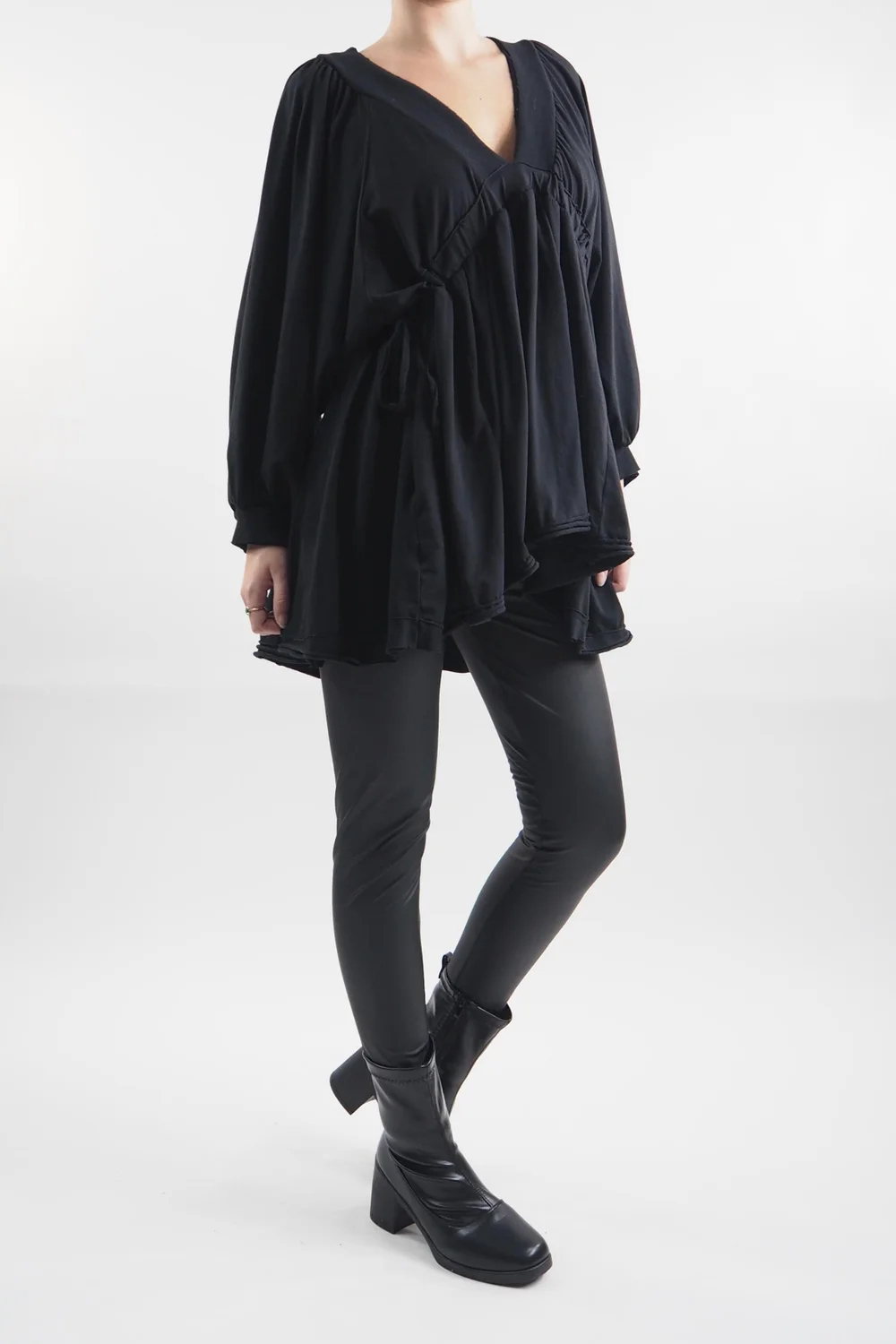 Made In Italy Bodhi Rock The Smock Black 4 Made In Italy Bodhi Rock The Smock Black - Image 2