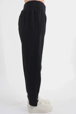 Made In Italy Bodhi Slim Leg Pant Black -VogueCurve Store made in italy bodhi slim leg pant black8.jpg