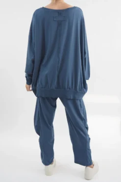 Made In Italy Bodhi Slouch V Sweatshirt Denim -VogueCurve Store made in italy bodhi slouch v sweatshirt denim4.jpg