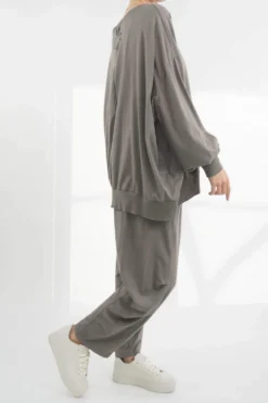 Made In Italy Bodhi Slouch V Sweatshirt Mushroom 8 Made In Italy Bodhi Slouch V Sweatshirt Mushroom -VogueCurve Store made in italy bodhi slouch v sweatshirt mushroom207.jpg