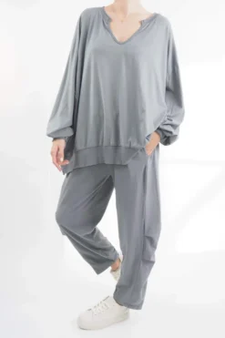 Made In Italy Bodhi Slouch V Sweatshirt Steel -VogueCurve Store made in italy bodhi slouch v sweatshirt steel04.jpg