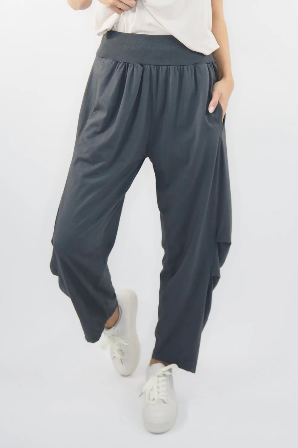 Made In Italy Bodhi Tuck Cocoon Pant Shadow Grey 3 Made In Italy Bodhi Tuck Cocoon Pant Shadow Grey
