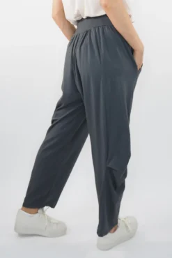 Made In Italy Bodhi Tuck Cocoon Pant Shadow Grey 9 Made In Italy Bodhi Tuck Cocoon Pant Shadow Grey -VogueCurve Store made in italy bodhi tuck cocoon pant shadow grey14.jpg