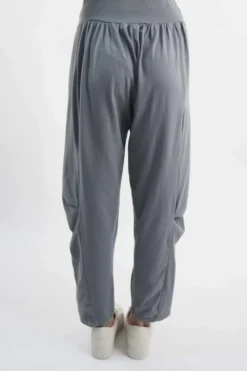 Made In Italy Bodhi Tuck Cocoon Pant Steel 8 Made In Italy Bodhi Tuck Cocoon Pant Steel -VogueCurve Store made in italy bodhi tuck cocoon pant steel03.jpg