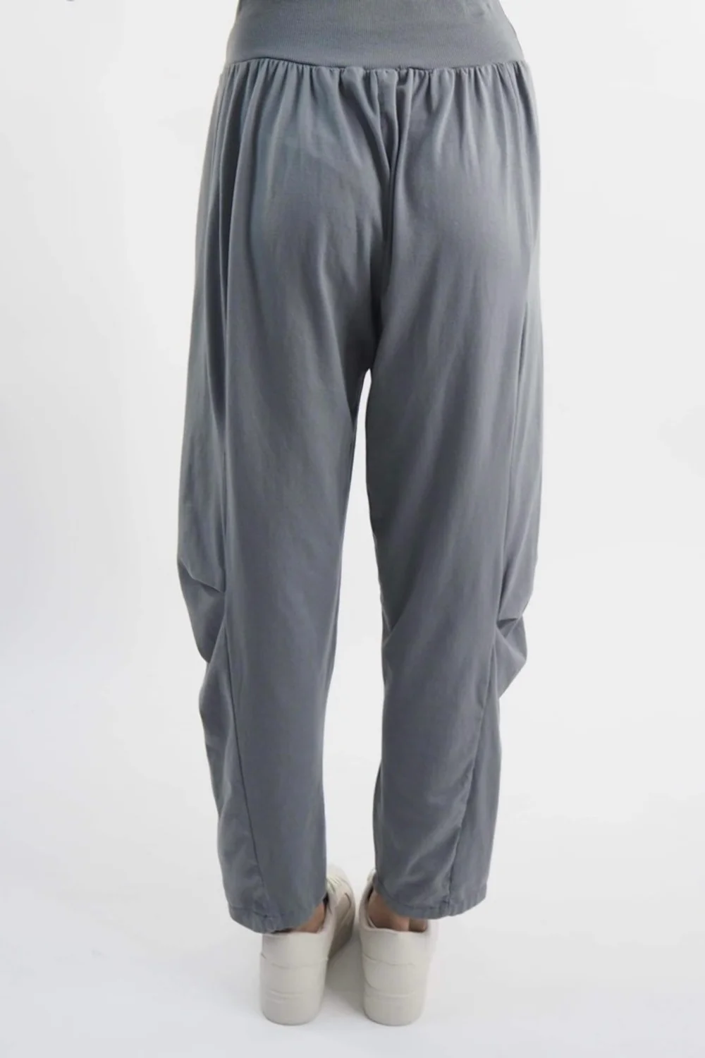 Made In Italy Bodhi Tuck Cocoon Pant Steel 5 Made In Italy Bodhi Tuck Cocoon Pant Steel - Image 3