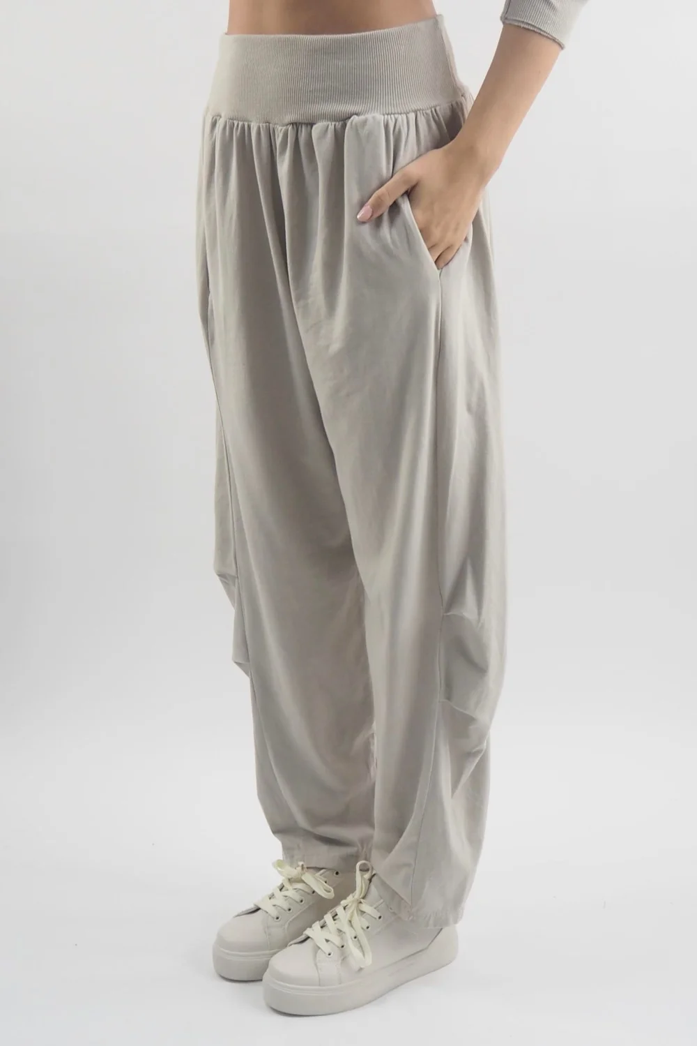 Made In Italy Bodhi Tuck Cocoon Pant Stone 6 Made In Italy Bodhi Tuck Cocoon Pant Stone - Image 4