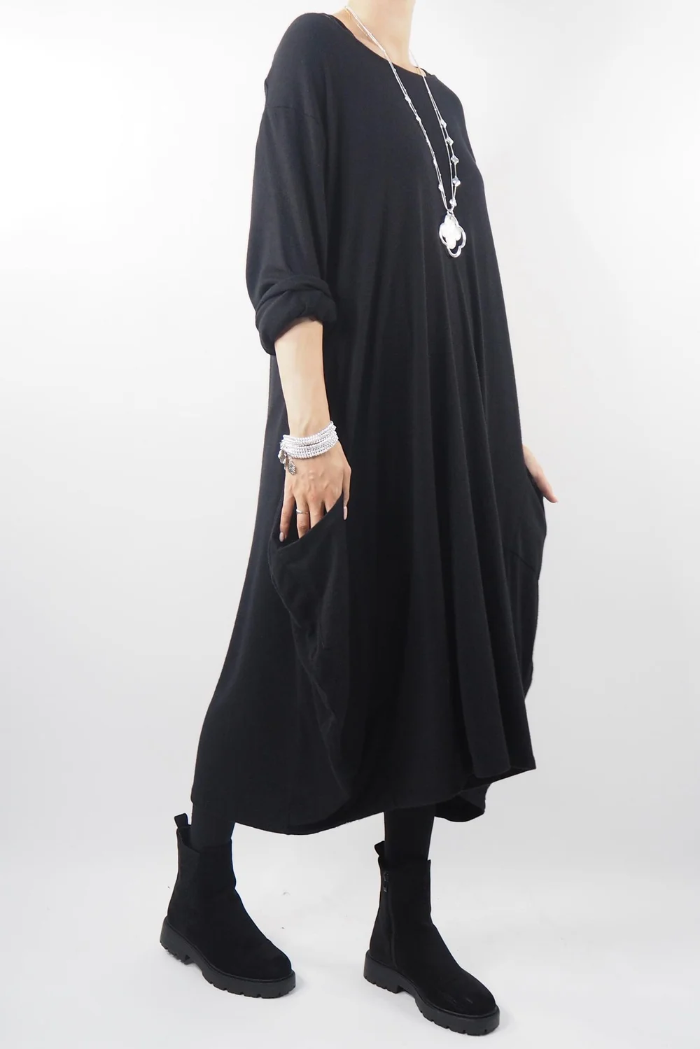 Made In Italy Chalet Classic Cocoon Knit Dress Black 4 Made In Italy Chalet Classic Cocoon Knit Dress Black - Image 2