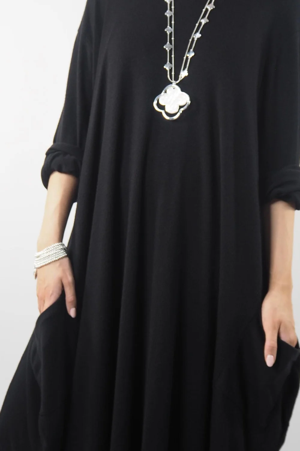 Made In Italy Chalet Classic Cocoon Knit Dress Black 6 Made In Italy Chalet Classic Cocoon Knit Dress Black - Image 4