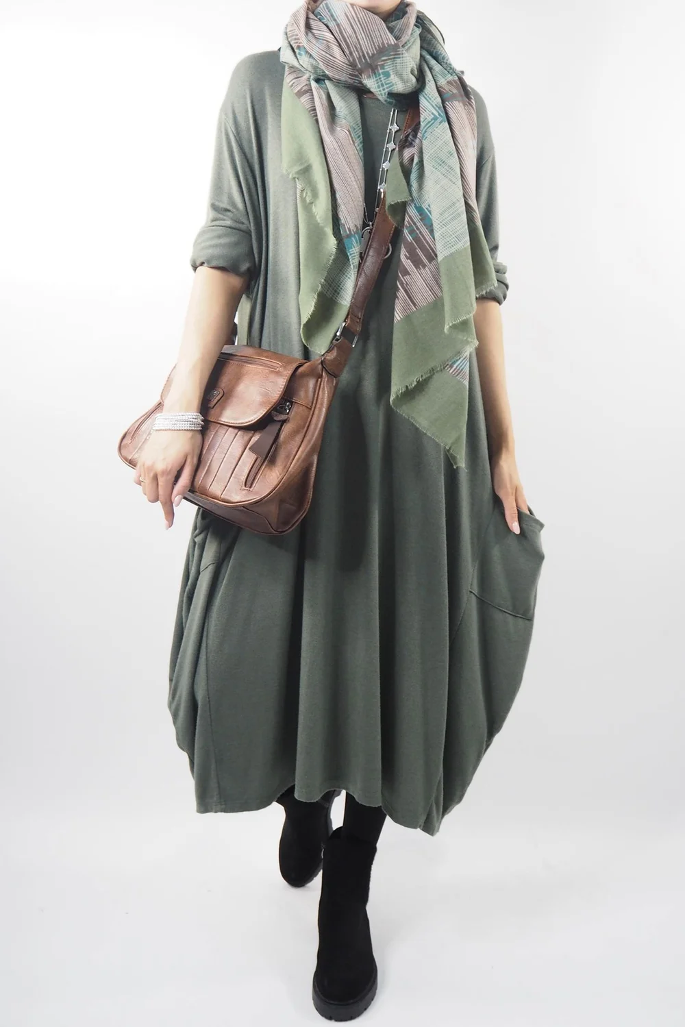 Made In Italy Chalet Classic Cocoon Knit Dress Bonsai Green 6 Made In Italy Chalet Classic Cocoon Knit Dress Bonsai Green - Image 4