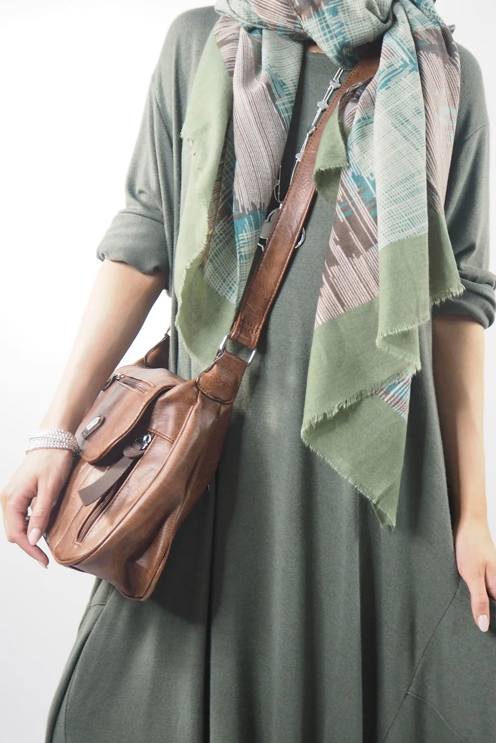 Made In Italy Chalet Classic Cocoon Knit Dress Bonsai Green 8 Made In Italy Chalet Classic Cocoon Knit Dress Bonsai Green - Image 6