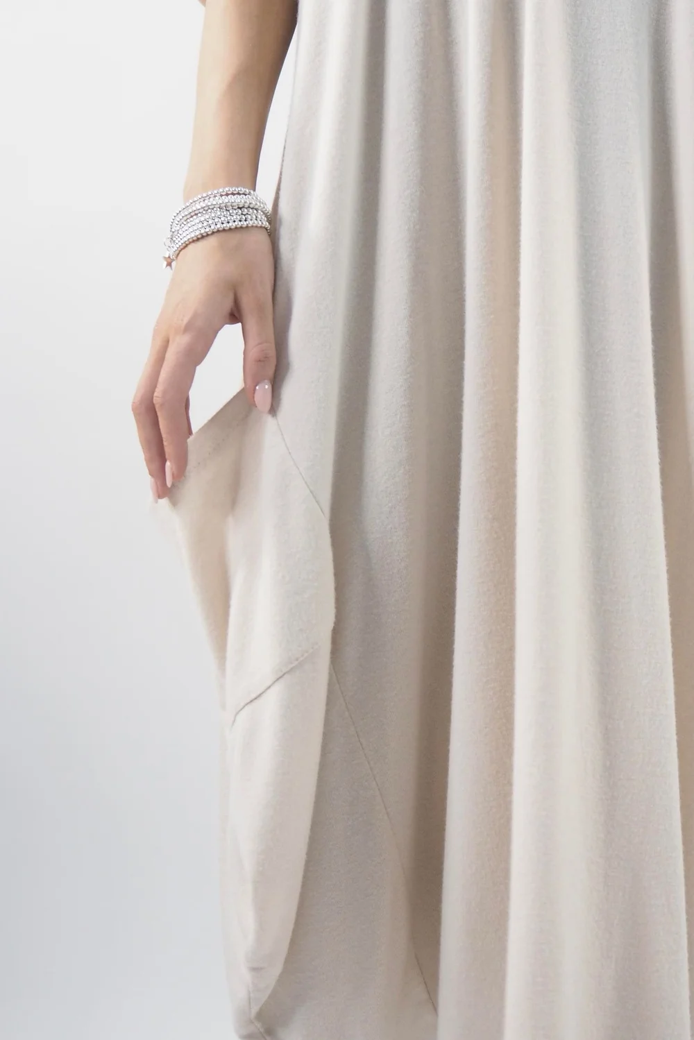 Made In Italy Chalet Classic Cocoon Knit Dress Stone Beige 6 Made In Italy Chalet Classic Cocoon Knit Dress Stone Beige - Image 4