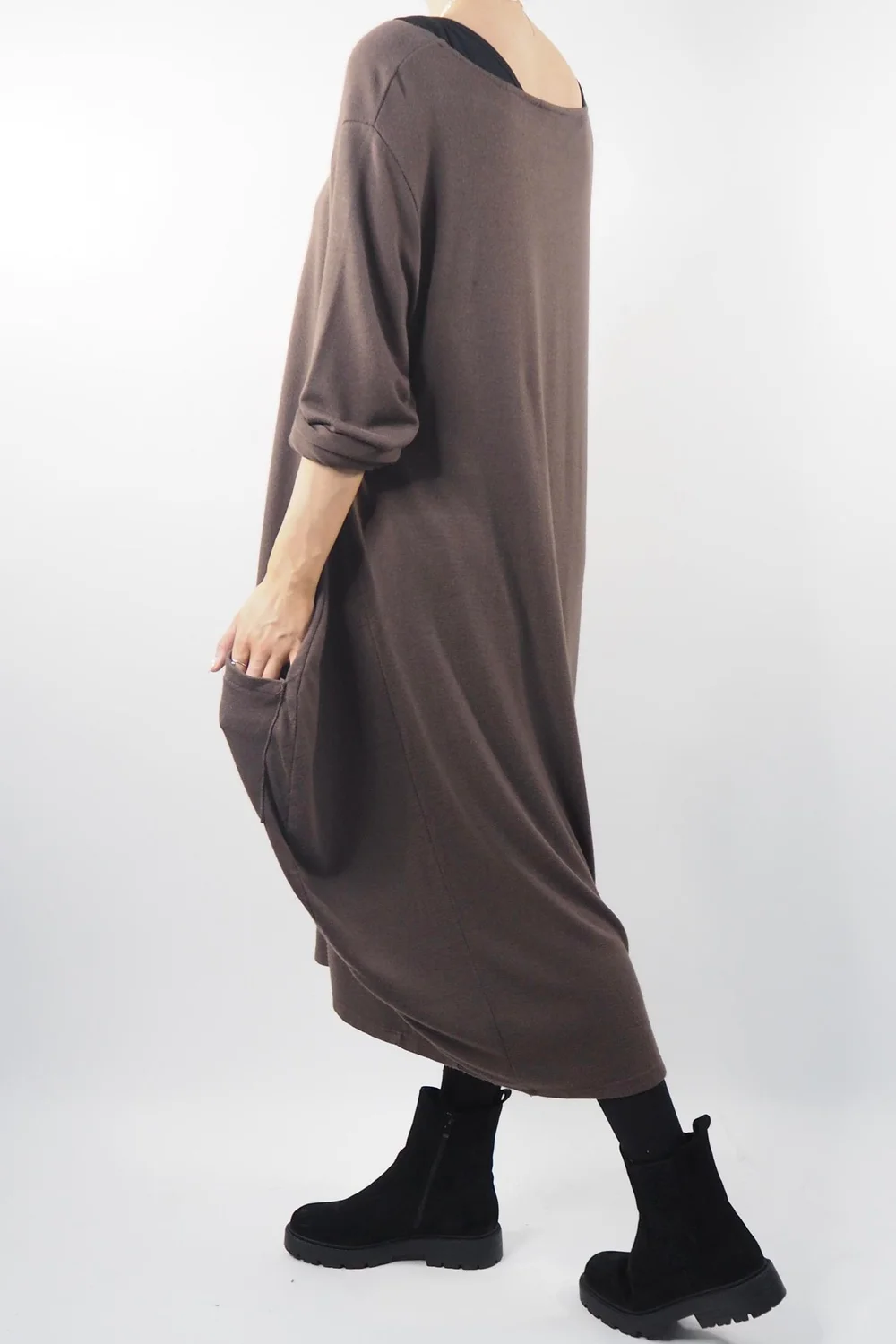 Made In Italy Chalet Classic Cocoon Knit Dress Truffle Brown 6 Made In Italy Chalet Classic Cocoon Knit Dress Truffle Brown - Image 4