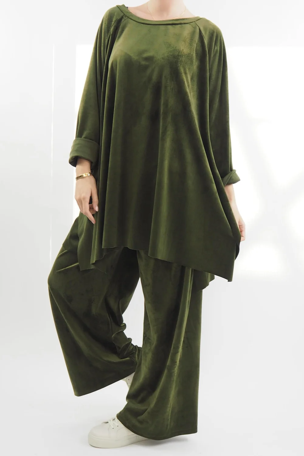 Made In Italy Chalet Soft Stretch Velour Set Deep Olive 7 Made In Italy Chalet Soft Stretch Velour Set Deep Olive - Image 5