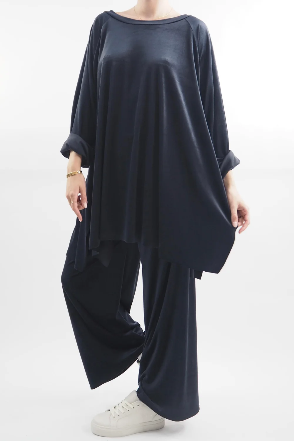 Made In Italy Chalet Soft Stretch Velour Set Ink 6 Made In Italy Chalet Soft Stretch Velour Set Ink - Image 4