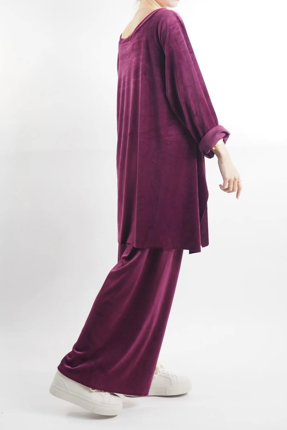 Made In Italy Chalet Soft Stretch Velour Set Magenta 4 Made In Italy Chalet Soft Stretch Velour Set Magenta - Image 2