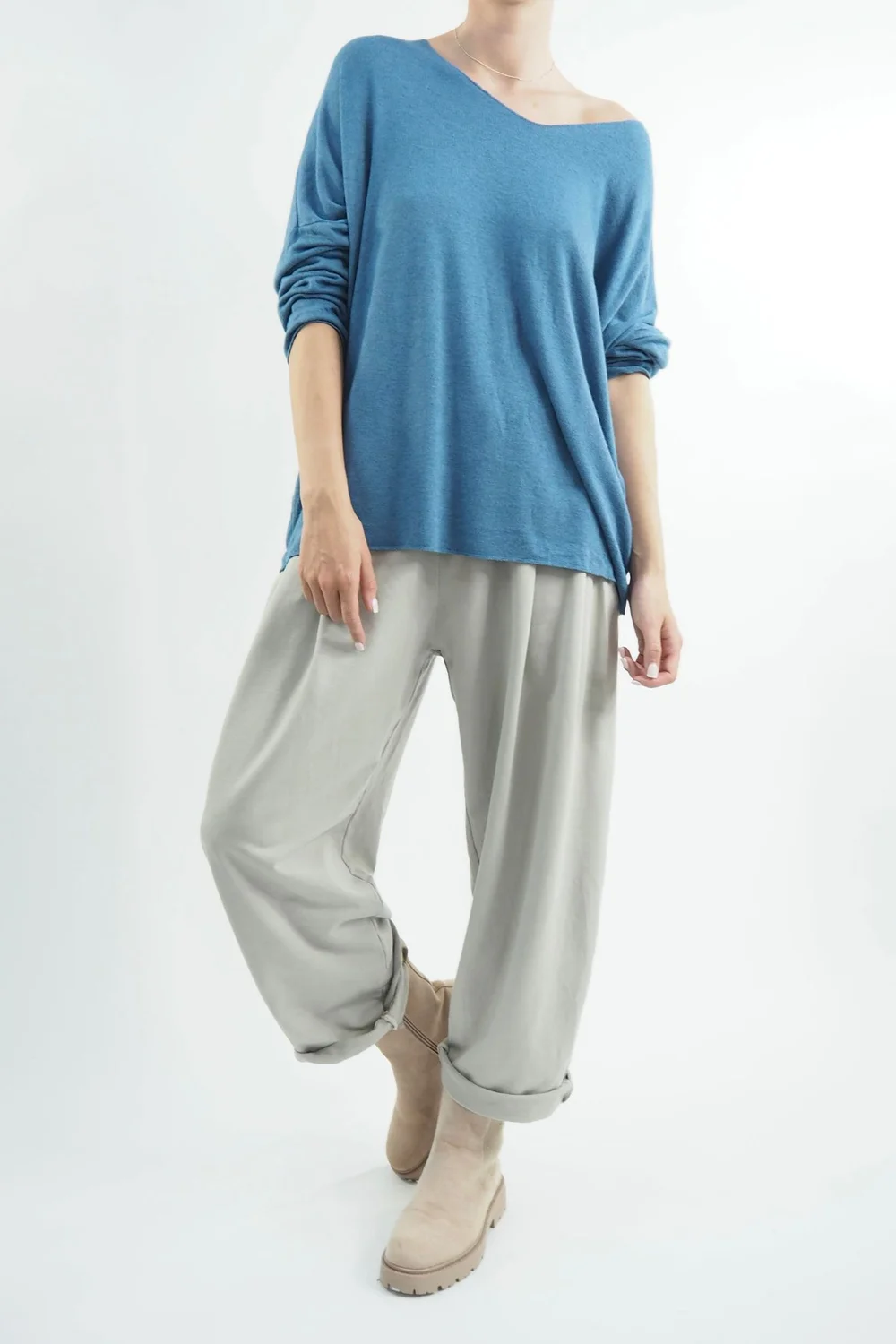 Made In Italy Classic Super Soft Fine Knit Top Denim 6 Made In Italy Classic Super Soft Fine Knit Top Denim - Image 4