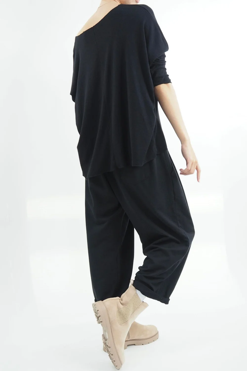 Made In Italy Classic Super Soft Fine Knit Top Black 4 Made In Italy Classic Super Soft Fine Knit Top Black - Image 2