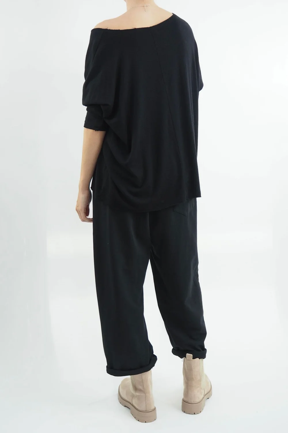 Made In Italy Classic Super Soft Fine Knit Top Black 5 Made In Italy Classic Super Soft Fine Knit Top Black - Image 3