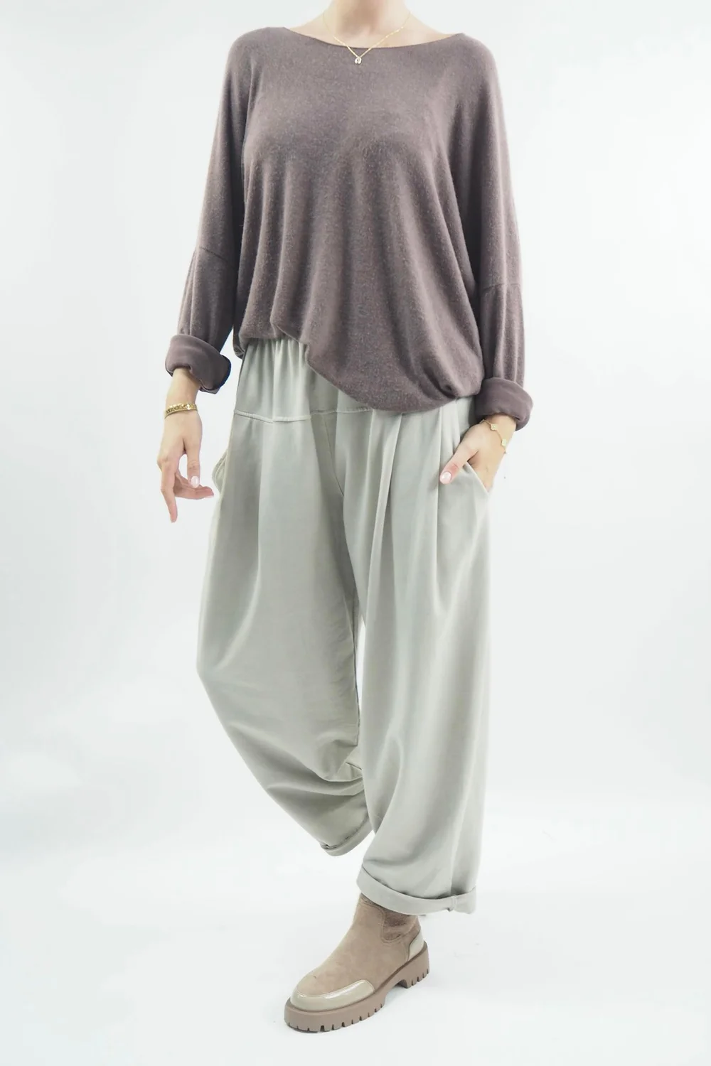 Made In Italy Classic Super Soft Fine Knit Top Hot Chocolate 6 Made In Italy Classic Super Soft Fine Knit Top Hot Chocolate - Image 4