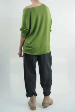 Made In Italy Classic Super Soft Fine Knit Top Olive 8 Made In Italy Classic Super Soft Fine Knit Top Olive -VogueCurve Store made in italy classic super soft fine knit olive03.jpg