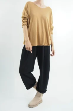 Made In Italy Classic Super Soft Fine Knit Top Tan 9 Made In Italy Classic Super Soft Fine Knit Top Tan -VogueCurve Store made in italy classic super soft fine knit tan04.jpg