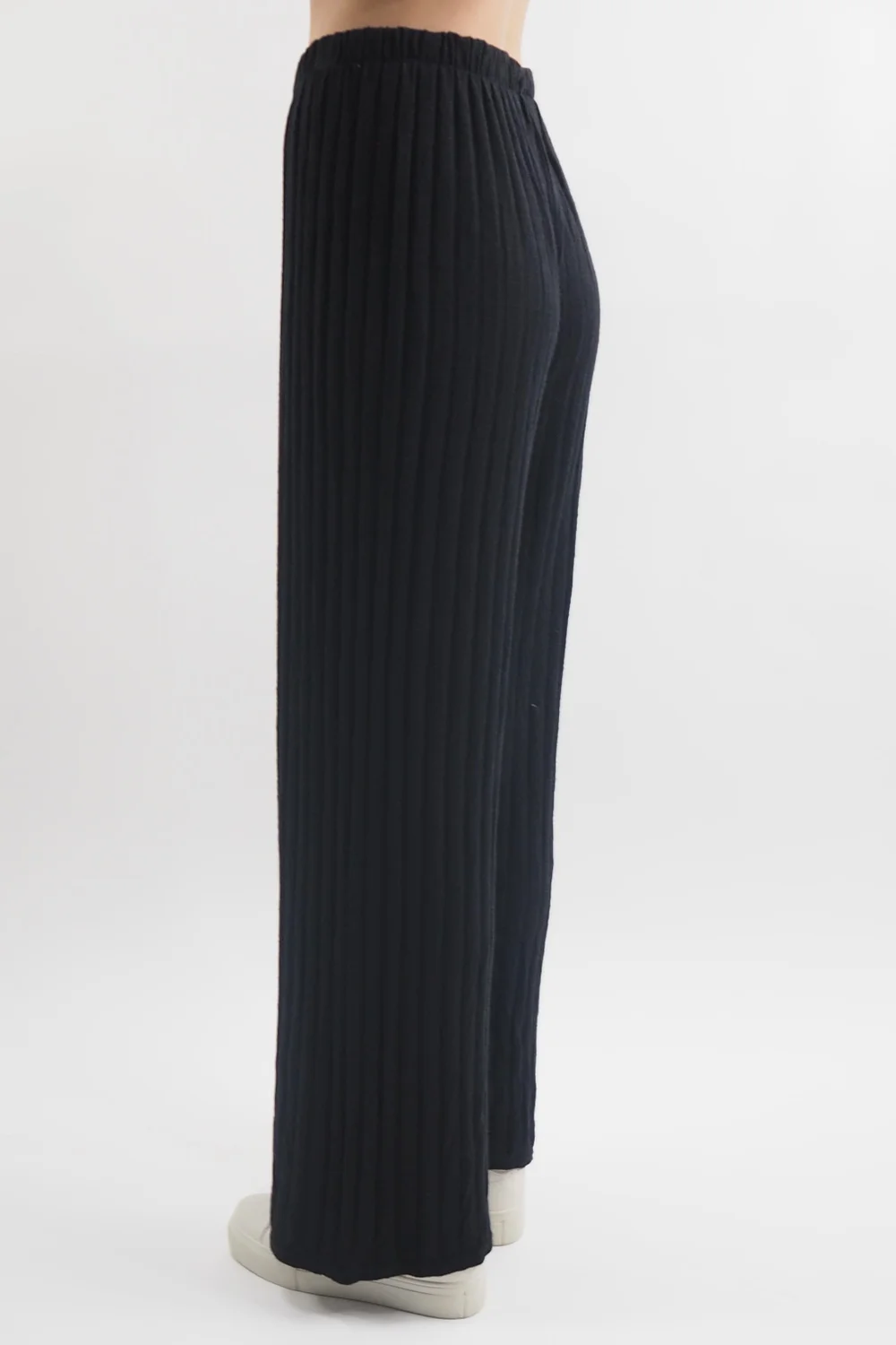 Made In Italy Classic Super Soft Ribbed Fine Knit Pant Black 7 Made In Italy Classic Super Soft Ribbed Fine Knit Pant Black - Image 5