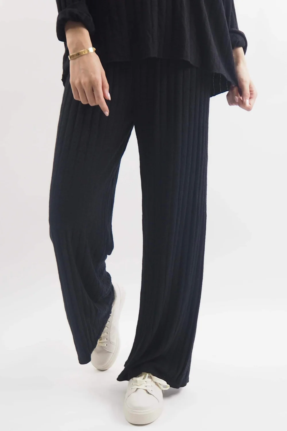 Made In Italy Classic Super Soft Ribbed Fine Knit Pant Black 4 Made In Italy Classic Super Soft Ribbed Fine Knit Pant Black - Image 2