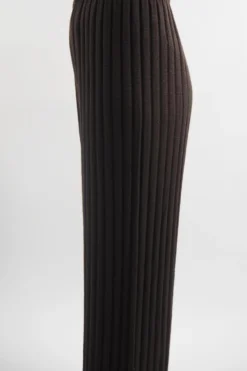 Made In Italy Classic Super Soft Ribbed Fine Knit Pant Cocoa 11 Made In Italy Classic Super Soft Ribbed Fine Knit Pant Cocoa -VogueCurve Store made in italy classic super soft ribbed fine knit pant cocoa 4.jpg